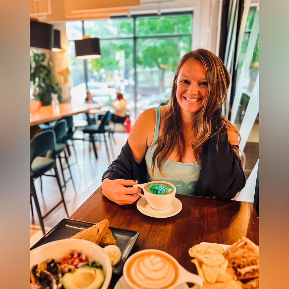 Meet your Posher, Andrea
